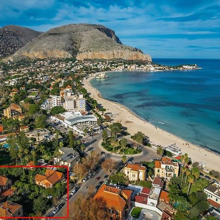 Mondello Beach Luxury Apartments パレルモ エクステリア 写真