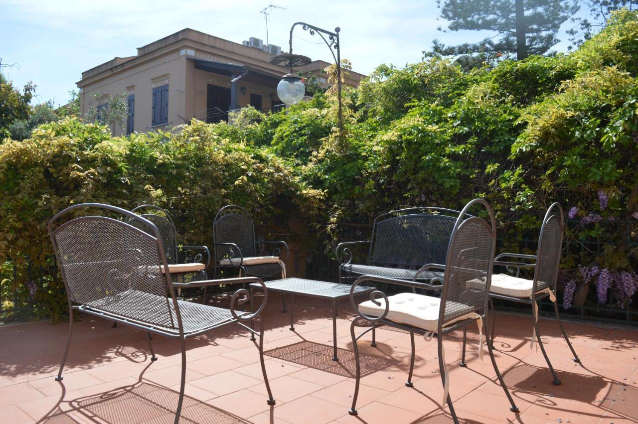 Mondello Beach Luxury Apartments パレルモ エクステリア 写真